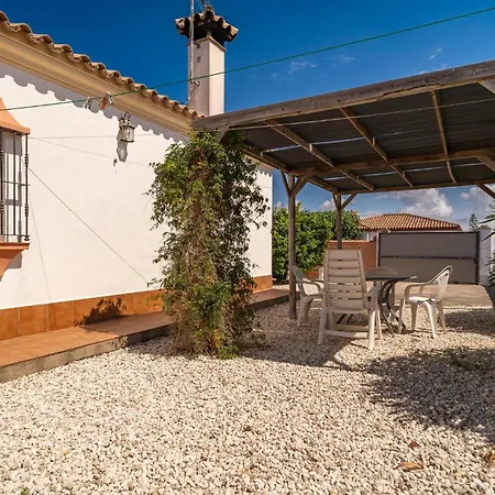 3 Bedroom Cozy In Chiclana De La Fronter Holiday home Chiclana de la Frontera